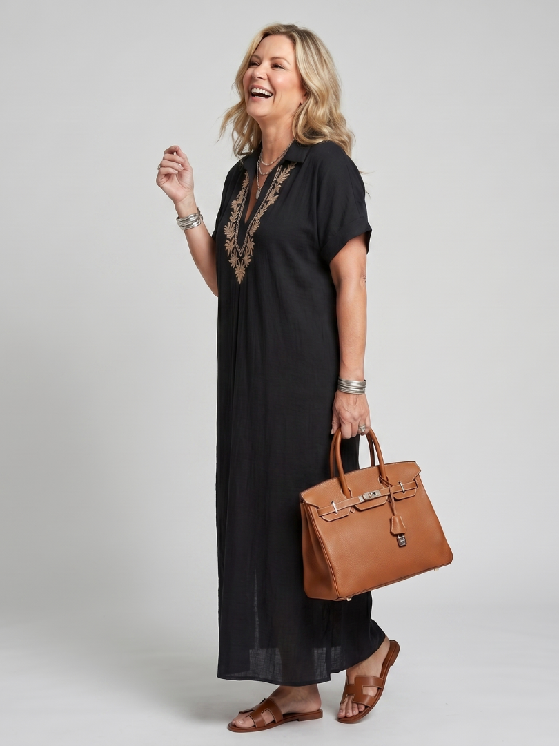 Calluna | Short Sleeve V Neck Embroidered Detail Midi Dress